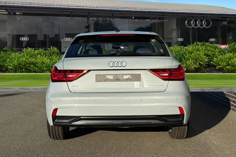 Audi A1 1.0 TFSI 30 Sport Sportback Euro 6 (s/s) 5dr Thumbnail #5