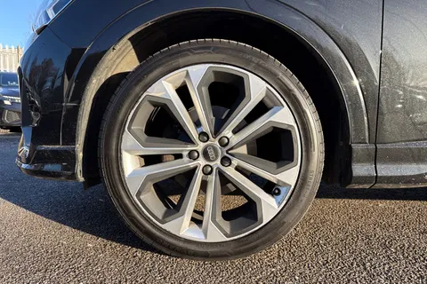 KV20LUR Audi Q3 S line 35 TDI 150 PS S tronic Thumbnail #13