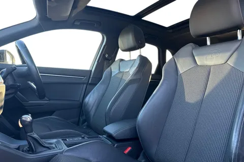 KV20LUR Audi Q3 S line 35 TDI 150 PS S tronic Thumbnail #16