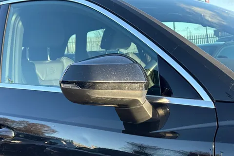 KV20LUR Audi Q3 S line 35 TDI 150 PS S tronic Thumbnail #25