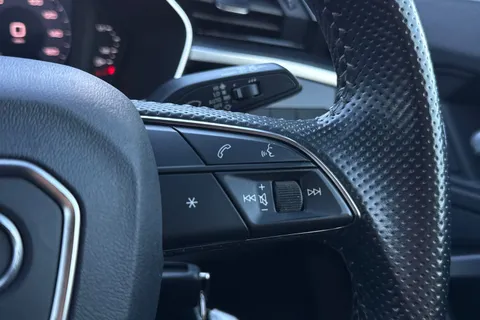 KV20LUR Audi Q3 S line 35 TDI 150 PS S tronic Thumbnail #36