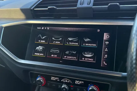 KV20LUR Audi Q3 S line 35 TDI 150 PS S tronic Thumbnail #43