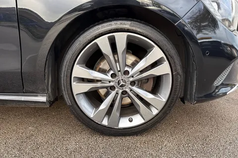 DF17LBX Mercedes-Benz Cla Class 2.1 CLA220d Sport Coupe 7G-DCT Euro 6 (s/s) 4dr Thumbnail #12