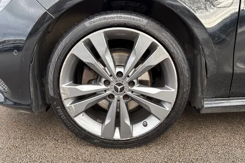 DF17LBX Mercedes-Benz Cla Class 2.1 CLA220d Sport Coupe 7G-DCT Euro 6 (s/s) 4dr Thumbnail #13