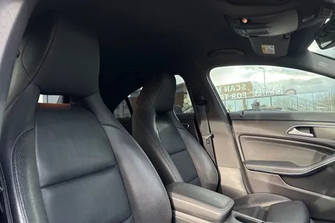 DF17LBX Mercedes-Benz Cla Class 2.1 CLA220d Sport Coupe 7G-DCT Euro 6 (s/s) 4dr Thumbnail #25