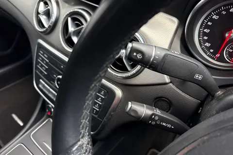 DF17LBX Mercedes-Benz Cla Class 2.1 CLA220d Sport Coupe 7G-DCT Euro 6 (s/s) 4dr Thumbnail #49