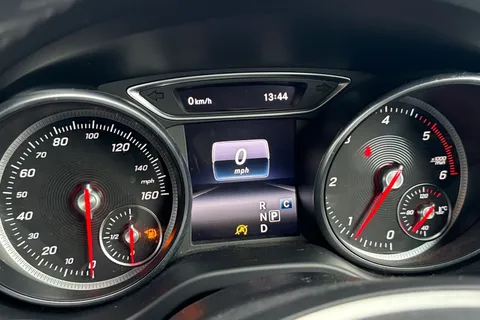 DF17LBX Mercedes-Benz Cla Class 2.1 CLA220d Sport Coupe 7G-DCT Euro 6 (s/s) 4dr Thumbnail #52