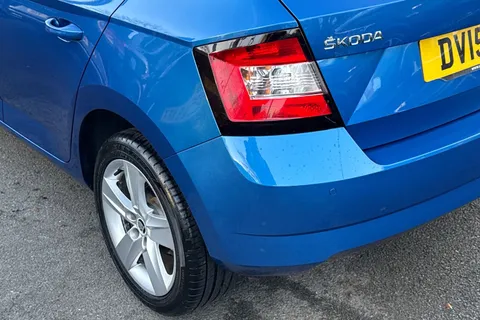 DV15KSK Škoda Fabia 1.2 TSI SE L Euro 6 (s/s) 5dr Thumbnail #8