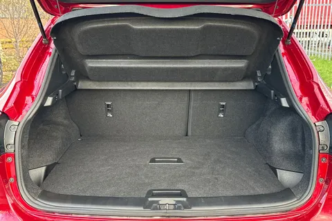 DS66LJO Nissan Qashqai 1.6 dCi Tekna XTRON 2WD Euro 6 (s/s) 5dr Thumbnail #8