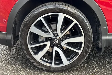 DS66LJO Nissan Qashqai 1.6 dCi Tekna XTRON 2WD Euro 6 (s/s) 5dr Thumbnail #13