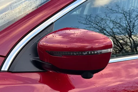 DS66LJO Nissan Qashqai 1.6 dCi Tekna XTRON 2WD Euro 6 (s/s) 5dr Thumbnail #31