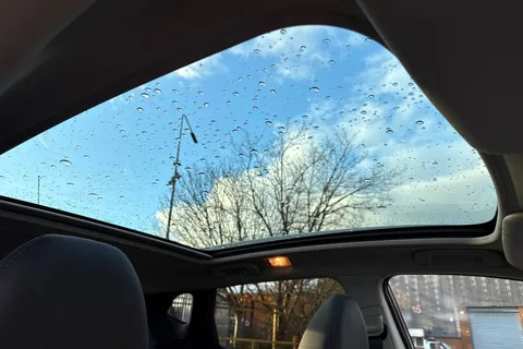 DS66LJO Nissan Qashqai 1.6 dCi Tekna XTRON 2WD Euro 6 (s/s) 5dr Thumbnail #32