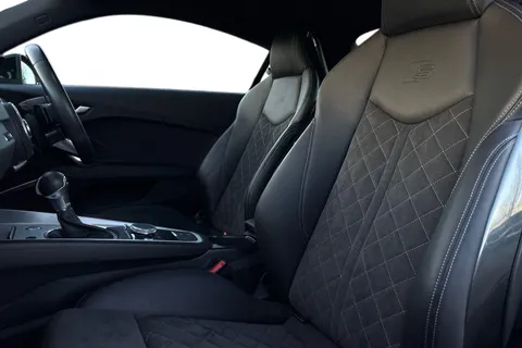 PL72WKR Audi TT Coup- Black Edition 40 TFSI  197 PS S tronic Thumbnail #11