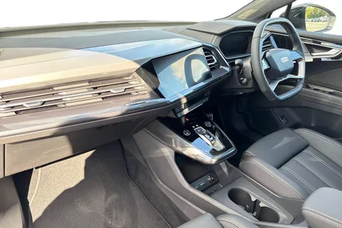 PK75JRU Audi Q4 e-tron Q4 Sportback Black Edition 45 e-tron  210,00 kW Thumbnail #15