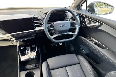 PK75JRU Audi Q4 e-tron Q4 Sportback Black Edition 45 e-tron  210,00 kW Thumbnail #18