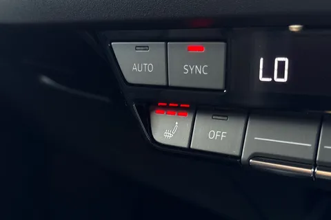 PK75JRU Audi Q4 e-tron Q4 Sportback Black Edition 45 e-tron  210,00 kW Thumbnail #50