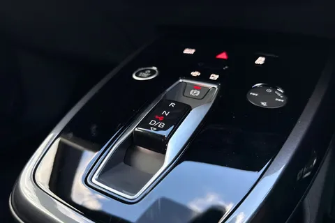 PK75JRU Audi Q4 e-tron Q4 Sportback Black Edition 45 e-tron  210,00 kW Thumbnail #51