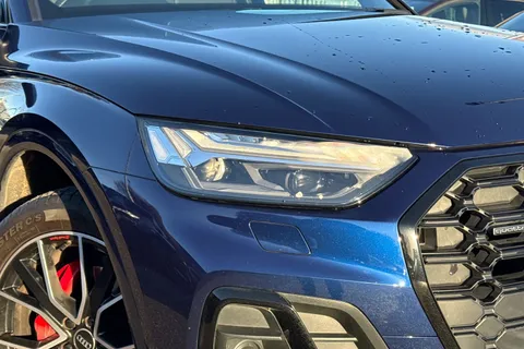 YF23AEM Audi Q5 SUV Edition 1 40 TDI quattro 204 PS S tronic Thumbnail #9