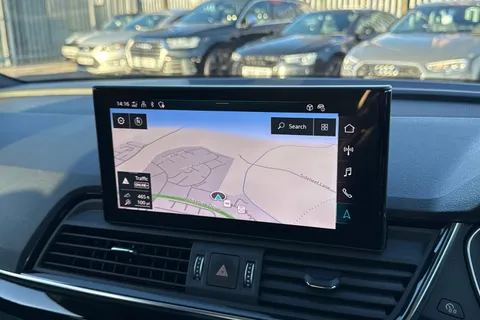 YF23AEM Audi Q5 SUV Edition 1 40 TDI quattro 204 PS S tronic Thumbnail #17