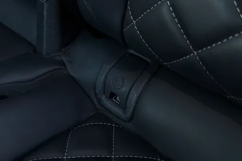 YF23AEM Audi Q5 SUV Edition 1 40 TDI quattro 204 PS S tronic Thumbnail #28