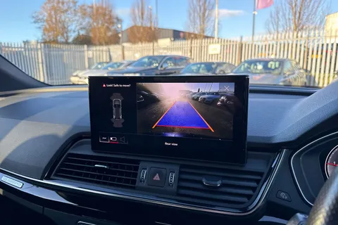 YF23AEM Audi Q5 SUV Edition 1 40 TDI quattro 204 PS S tronic Thumbnail #33