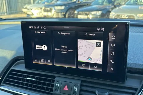 YF23AEM Audi Q5 SUV Edition 1 40 TDI quattro 204 PS S tronic Thumbnail #44