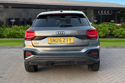 SN25ZTY Audi Q2 Black Edition 35 TFSI  150 PS 6-speed Thumbnail #5