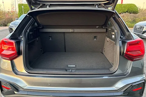 SN25ZTY Audi Q2 Black Edition 35 TFSI  150 PS 6-speed Thumbnail #8