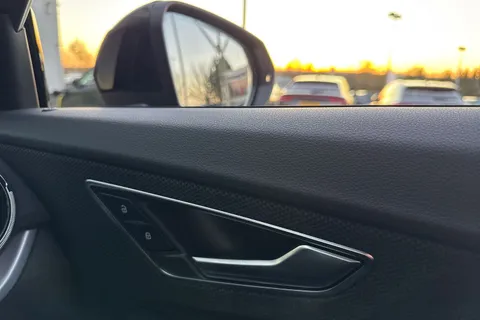 SN25ZTY Audi Q2 Black Edition 35 TFSI  150 PS 6-speed Thumbnail #22