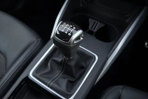 SN25ZTY Audi Q2 Black Edition 35 TFSI  150 PS 6-speed Thumbnail #24