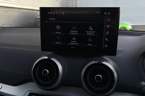 SN25ZTY Audi Q2 Black Edition 35 TFSI  150 PS 6-speed Thumbnail #41