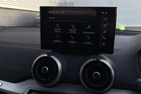 SN25ZTY Audi Q2 Black Edition 35 TFSI  150 PS 6-speed Thumbnail #42