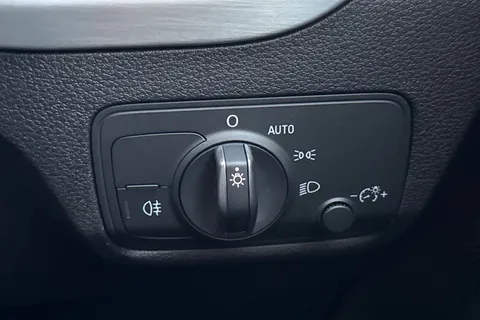 SN25ZTY Audi Q2 Black Edition 35 TFSI  150 PS 6-speed Thumbnail #55