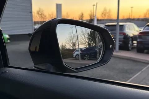 SN25ZTY Audi Q2 Black Edition 35 TFSI  150 PS 6-speed Thumbnail #62