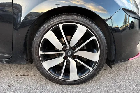 LG65ODT Renault Clio 0.9 TCe Dynamique S Nav Euro 6 (s/s) 5dr Thumbnail #11