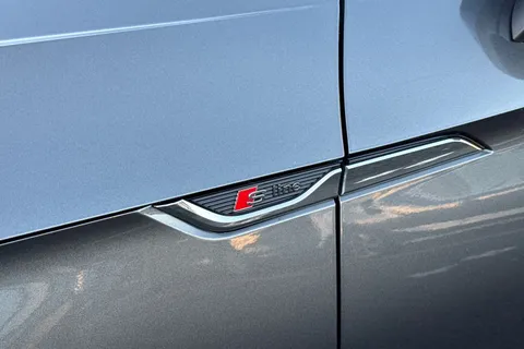 EA23FZO Audi A5 Cabriolet S line 40 TFSI 204 PS S tronic Thumbnail #28