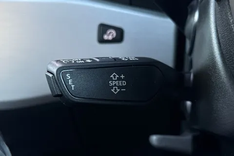 EA23FZO Audi A5 Cabriolet S line 40 TFSI 204 PS S tronic Thumbnail #39