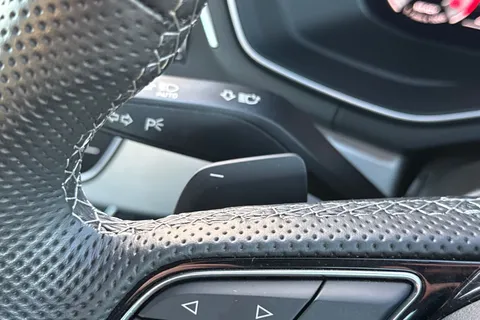 EA23FZO Audi A5 Cabriolet S line 40 TFSI 204 PS S tronic Thumbnail #45