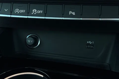 EA23FZO Audi A5 Cabriolet S line 40 TFSI 204 PS S tronic Thumbnail #47