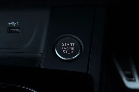 EA23FZO Audi A5 Cabriolet S line 40 TFSI 204 PS S tronic Thumbnail #48