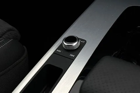 GN74ZDC Audi Q5 S line 45 TFSI quattro 265 PS S tronic Thumbnail #44