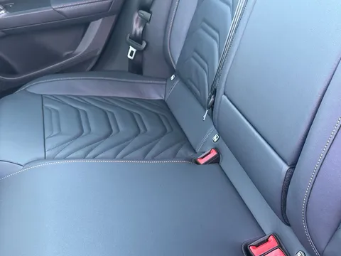 KW25ZXC CUPRA Formentor 1.5 eTSI 150 V3 5dr DSG Thumbnail #32