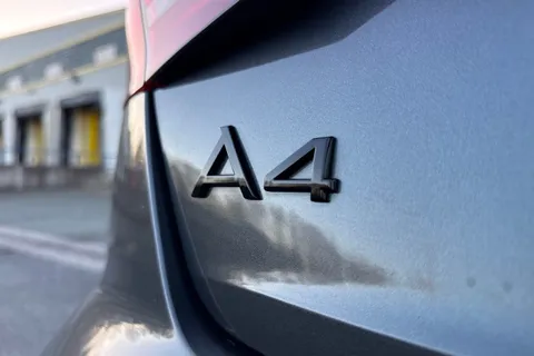 BD22CXU Audi A4 Black Edition 35 TFSI 150 PS S tronic Thumbnail #36