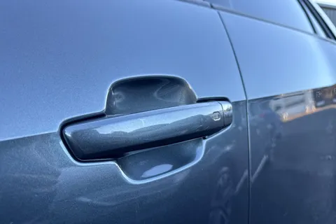 KY71GXB Audi Q2 Black Edition 35 TFSI  150 PS S tronic Thumbnail #28