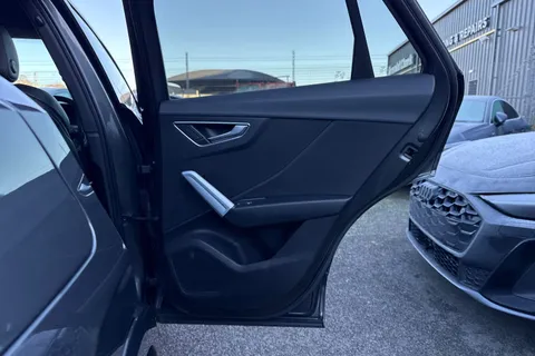 KY71GXB Audi Q2 Black Edition 35 TFSI  150 PS S tronic Thumbnail #43