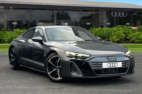  Audi e-tron GT 105kWh Auto quattro 4dr Thumbnail #2