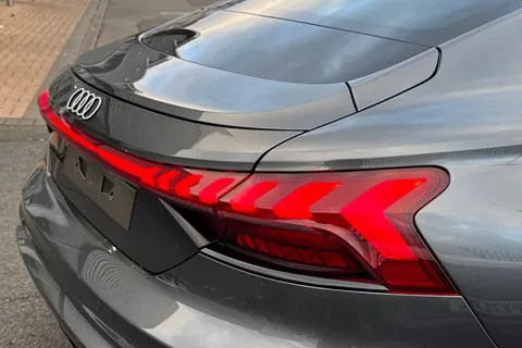  Audi e-tron GT 105kWh Auto quattro 4dr Thumbnail #8