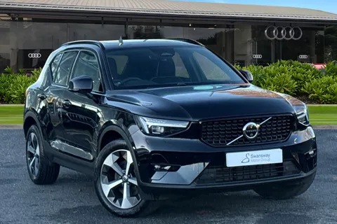 NV73HZY Volvo Xc40 2.0 B4 MHEV Ultimate DCT Auto Euro 6 (s/s) 5dr Thumbnail #2