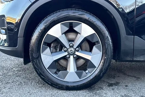 NV73HZY Volvo Xc40 2.0 B4 MHEV Ultimate DCT Auto Euro 6 (s/s) 5dr Thumbnail #12