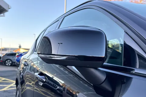 NV73HZY Volvo Xc40 2.0 B4 MHEV Ultimate DCT Auto Euro 6 (s/s) 5dr Thumbnail #28